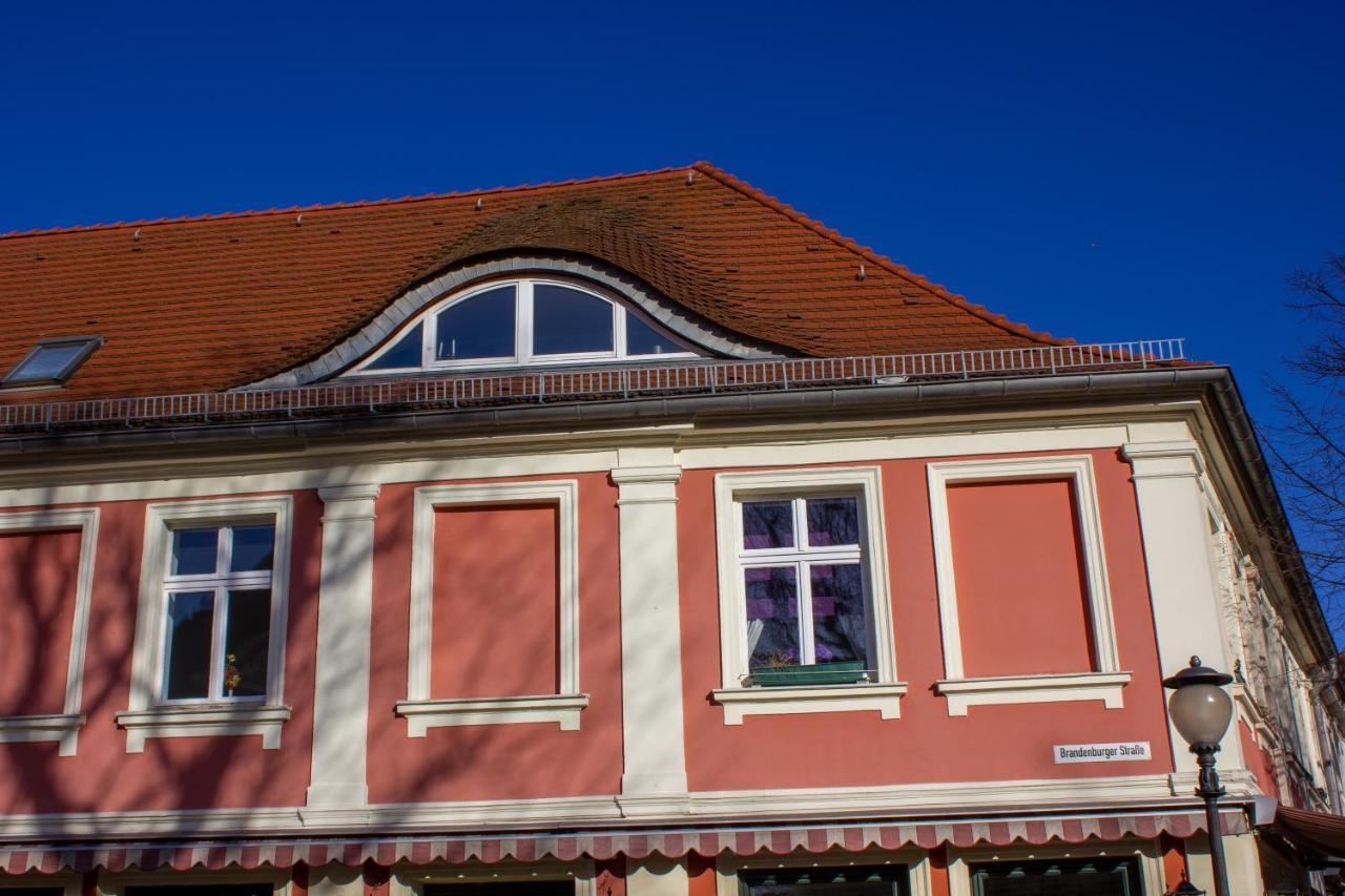 Cafe Alice & Pension Gmbh Potsdam Extérieur photo