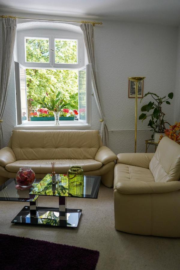 Cafe Alice & Pension Gmbh Potsdam Extérieur photo